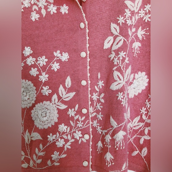 Vintage 90s Embroidered Floral Cardigan Knit Top / 90s Pink Sweater Cottagecore - Picture 3 of 5